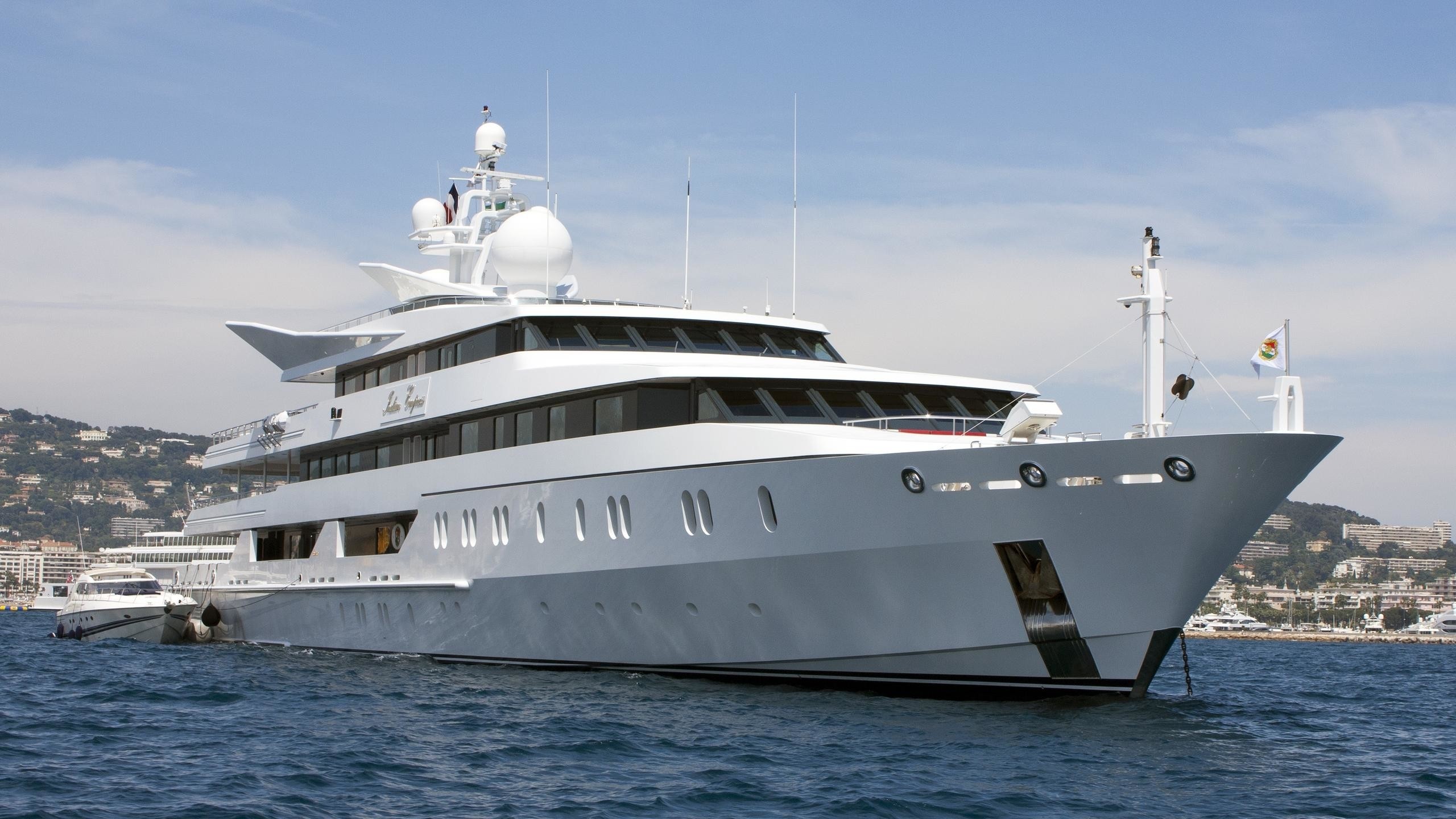 Yacht INDIAN EMPRESS, OceAnco | CHARTERWORLD Luxury Superyacht Charters